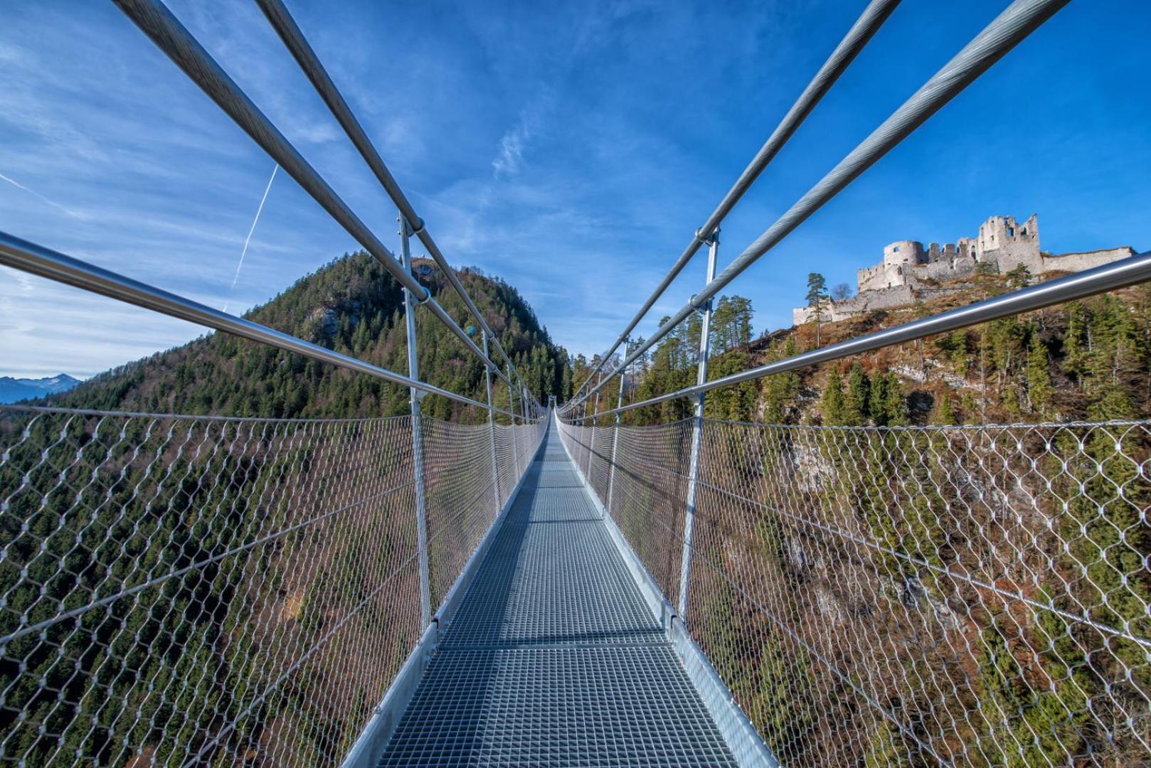 Hotel Krone Tirol รอยท์เทอ ภายนอก รูปภาพ