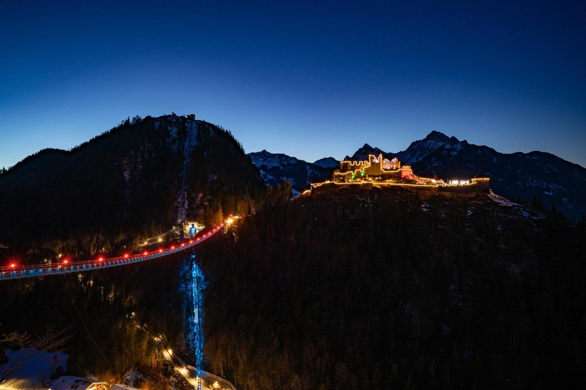 Hotel Krone Tirol รอยท์เทอ ภายนอก รูปภาพ