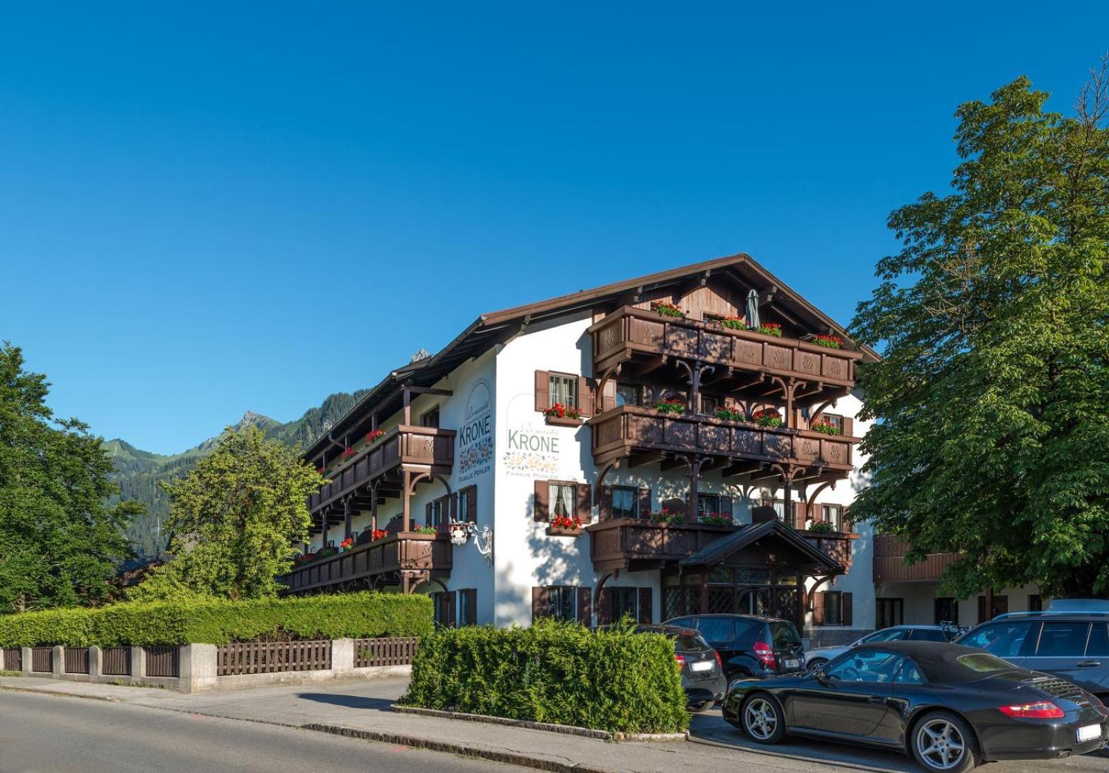 Hotel Krone Tirol รอยท์เทอ ภายนอก รูปภาพ